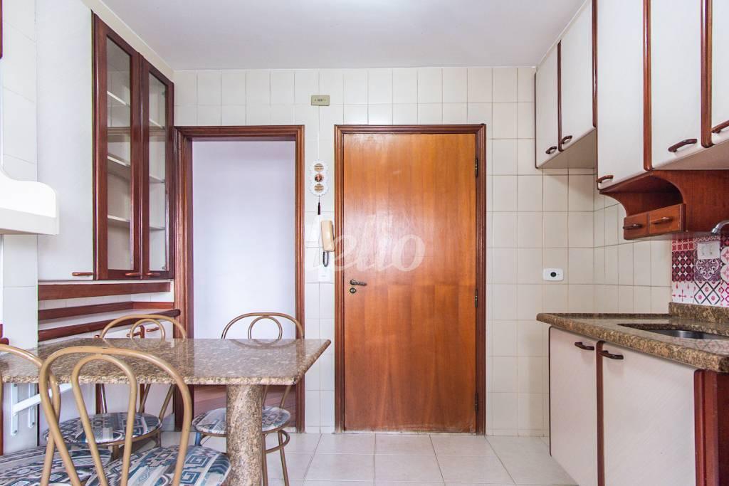 COZINHA de Apartamento para alugar, Padrão com 90 m², 4 quartos e 2 vagas em Vila Formosa - São Paulo