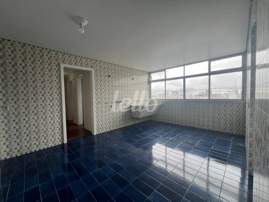ÁREA DE SERVIÇO de Apartamento à venda, Padrão com 420 m², 4 quartos e 1 vaga em Bela Vista - São Paulo