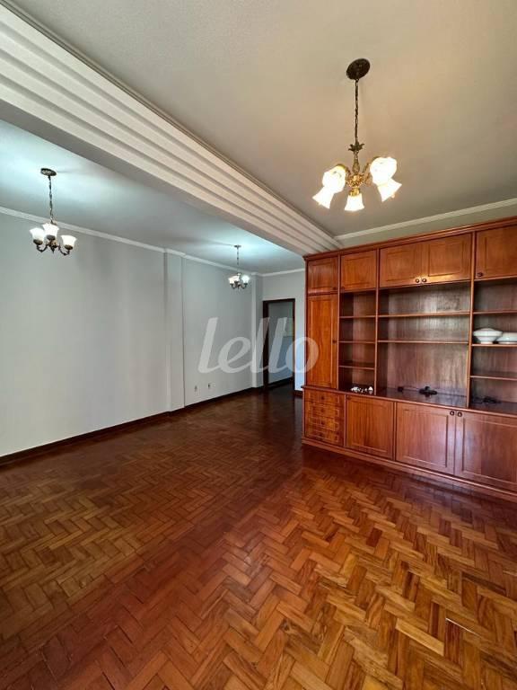 SALA de Apartamento à venda, Padrão com 92 m², 1 quarto e em República - São Paulo