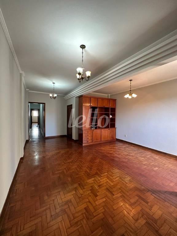 SALA de Apartamento à venda, Padrão com 92 m², 1 quarto e em República - São Paulo