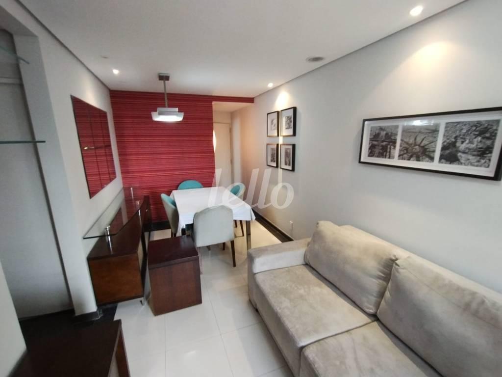 SALA de Apartamento à venda, Padrão com 62 m², 2 quartos e 1 vaga em Tatuapé - São Paulo