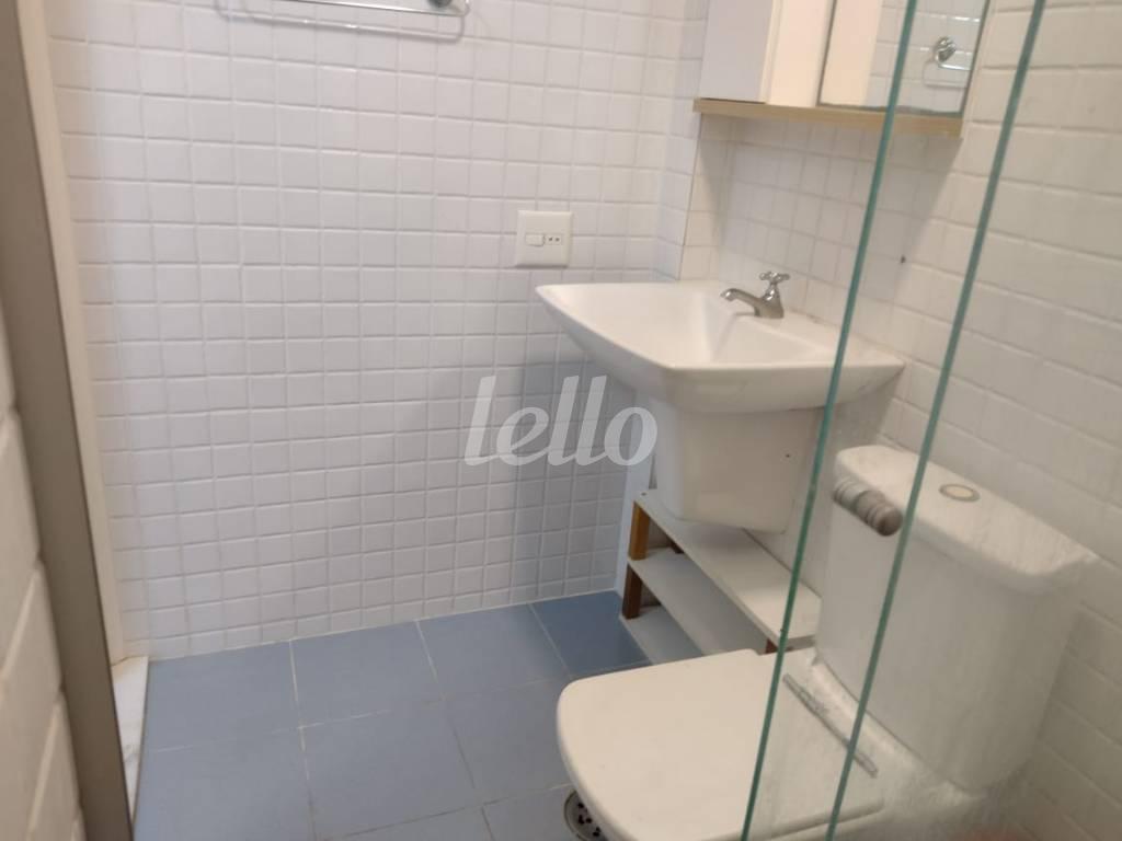 BANHEIRO SOCIAL de Apartamento à venda, Padrão com 55 m², 1 quarto e em Jardim Paulista - São Paulo