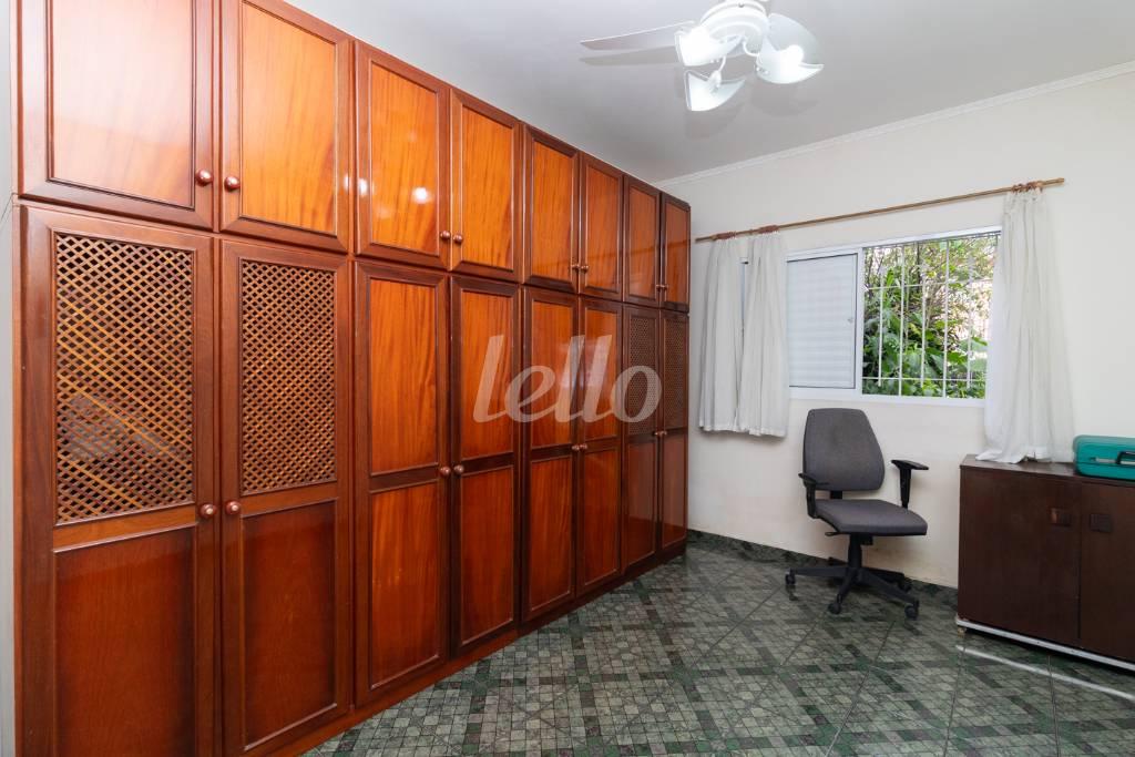 QUARTO 1 de Casa à venda, térrea com 150 m², 4 quartos e 2 vagas em Vila Lúcia - São Paulo