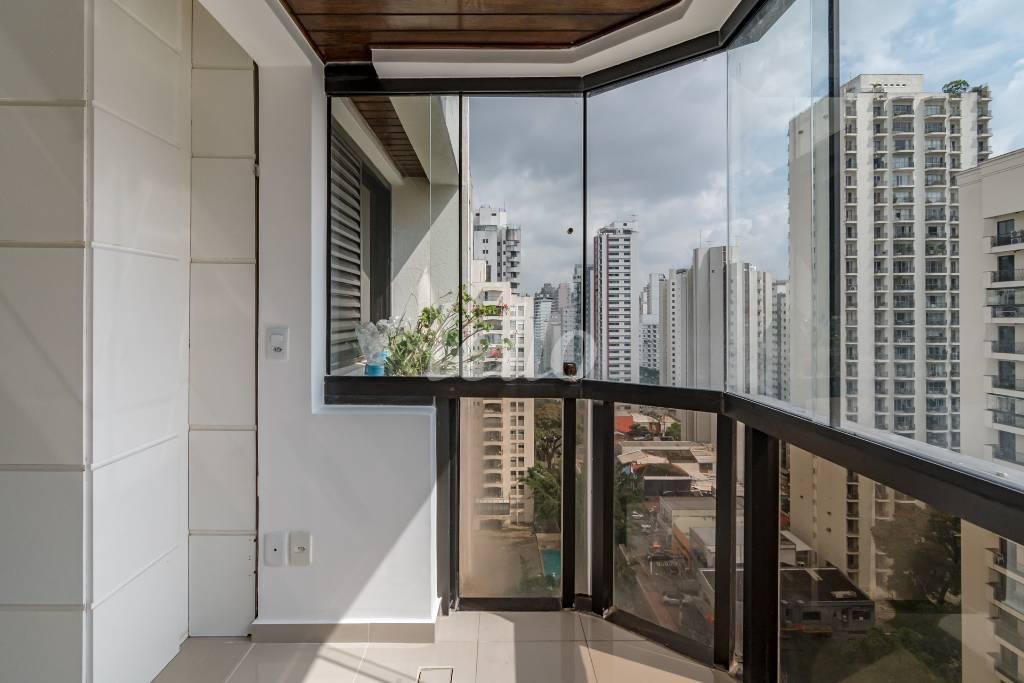 SACADA de Apartamento para alugar, Duplex com 84 m², 1 quarto e 2 vagas em Indianópolis - São Paulo