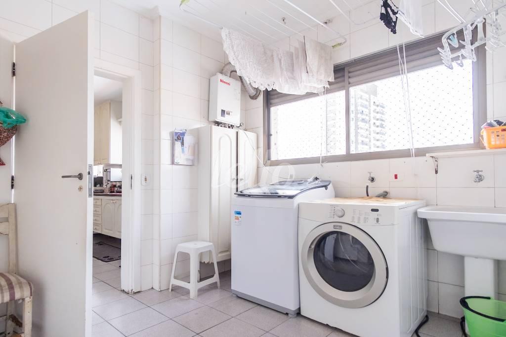 04AREA-DE-SERVICO_005 de Apartamento para alugar, Padrão com 201 m², 3 quartos e 2 vagas em Tatuapé - São Paulo