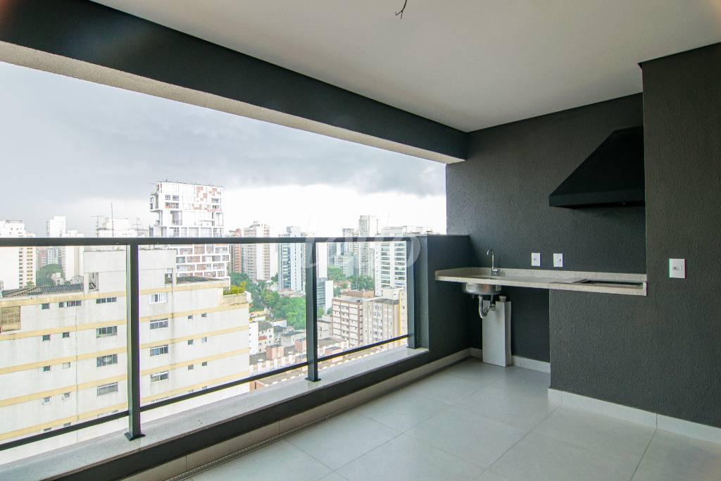 VARANDA GOURMET de Apartamento à venda, Padrão com 99 m², 2 quartos e 2 vagas em Pinheiros - São Paulo