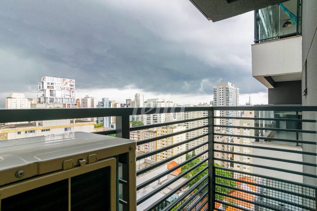 VARANDA SUITE 1 de Apartamento à venda, Padrão com 99 m², 2 quartos e 2 vagas em Pinheiros - São Paulo