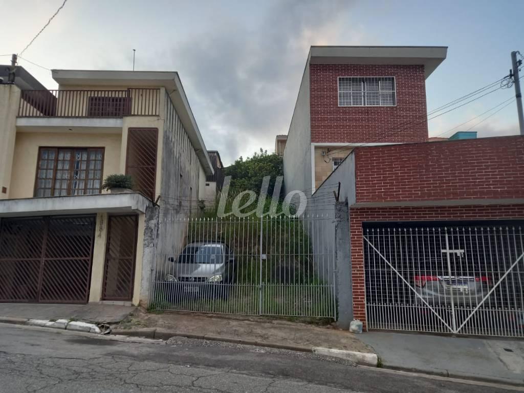 FACHADA de Área / Terreno à venda, Padrão com 117 m², e em Vila Aurora - São Paulo