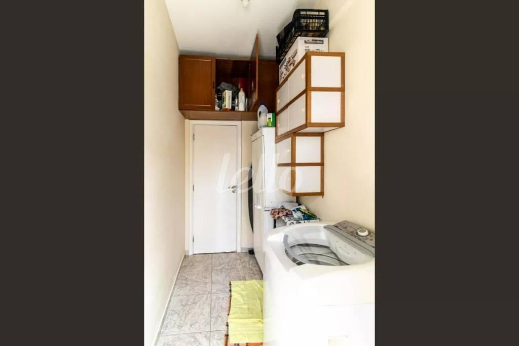 ÁREA DE SERVIÇO de Apartamento para alugar, Padrão com 97 m², 2 quartos e 1 vaga em Santa Cecília - São Paulo