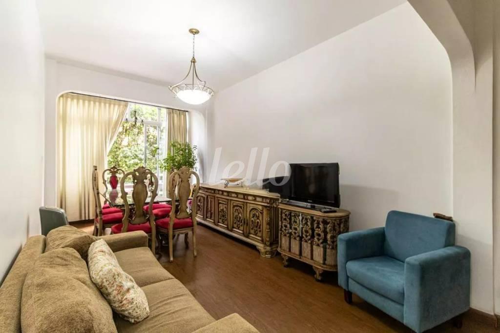 SALA 2 AMBIENTES de Apartamento para alugar, Padrão com 97 m², 2 quartos e 1 vaga em Santa Cecília - São Paulo