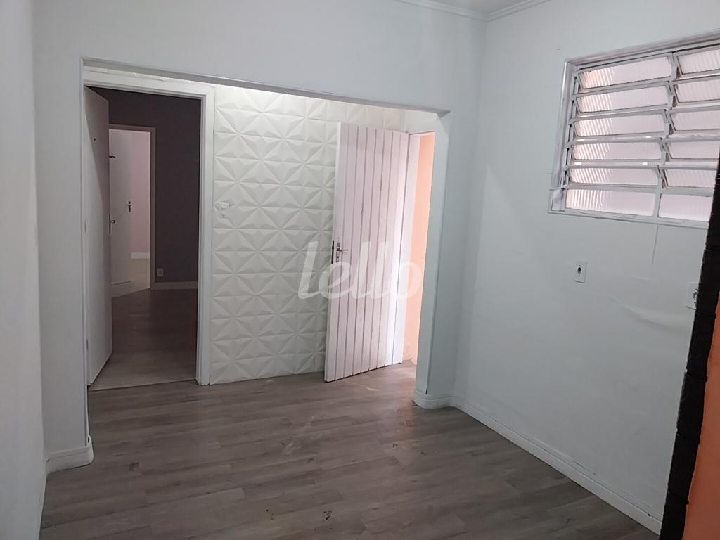 7-COZINHA-001.JPG de Casa para alugar, sobrado com 120 m², 3 quartos e 2 vagas em Vila Gomes Cardim - São Paulo