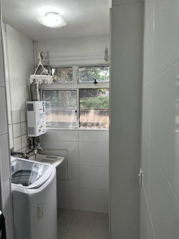 ÁREA DE SERVIÇO de Apartamento à venda, Padrão com 45 m², 2 quartos e 1 vaga em Vila Ema - São Paulo