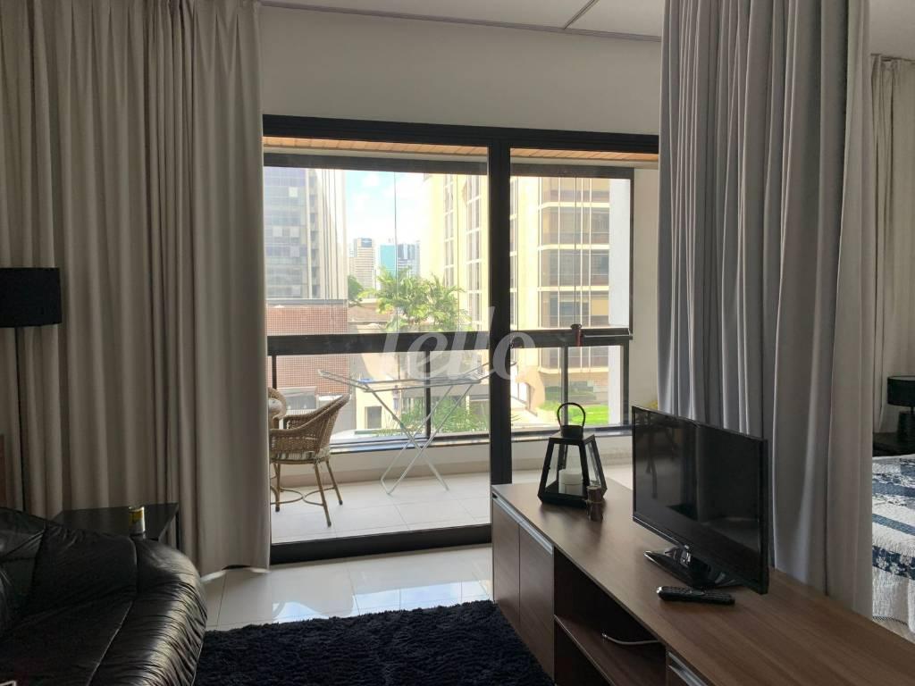SACADA de Apartamento para alugar, Padrão com 66 m², 1 quarto e 1 vaga em Vila Olímpia - São Paulo