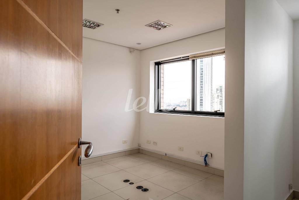 01SALA_025 de Sala / Conjunto para alugar, Padrão com 100 m², e 3 vagas em Mooca - São Paulo