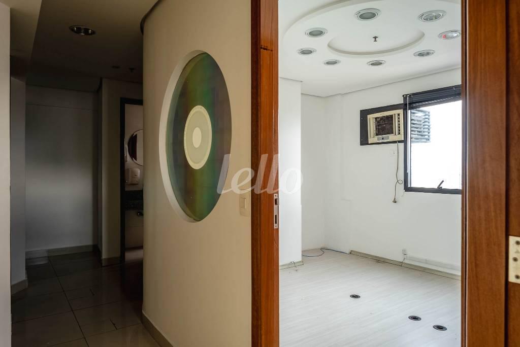 01SALA_031 de Sala / Conjunto para alugar, Padrão com 100 m², e 3 vagas em Mooca - São Paulo