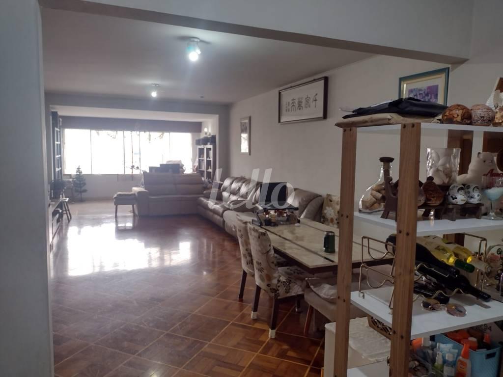 SALA 3 AMBIENTES de Apartamento à venda, Padrão com 178 m², 3 quartos e 1 vaga em Mooca - São Paulo