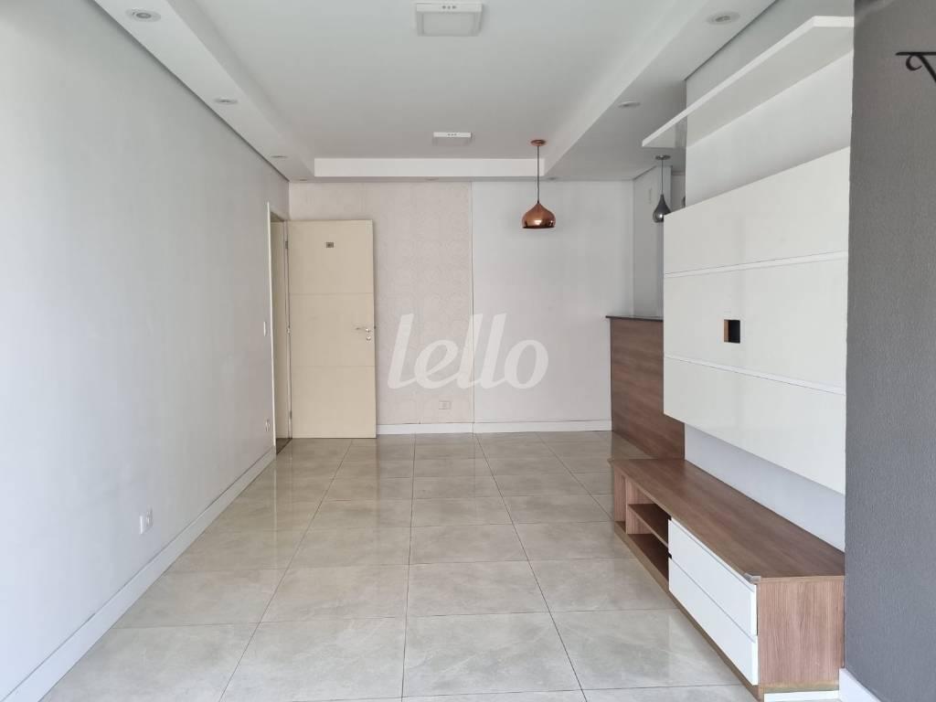 LIVING de Apartamento à venda, Padrão com 71 m², 2 quartos e 2 vagas em Saúde - São Paulo