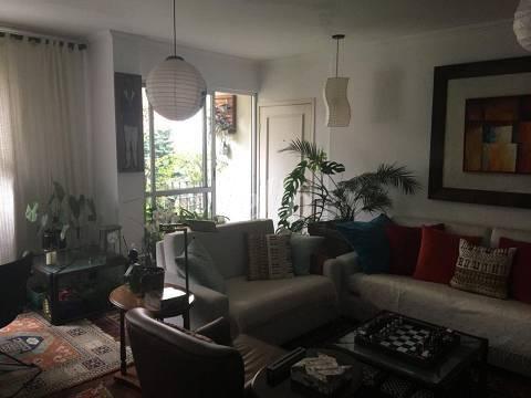 LIVING de Apartamento à venda, Padrão com 110 m², 3 quartos e 1 vaga em Indianópolis - São Paulo