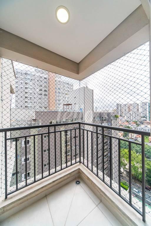 VARANDA DO QUARTO 2 de Apartamento à venda, Padrão com 65 m², 2 quartos e 2 vagas em Jardim - Santo André