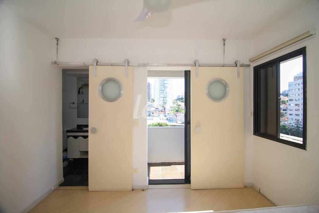 SUÍTE de Apartamento à venda, Padrão com 70 m², 2 quartos e 2 vagas em Vila Mariana - São Paulo