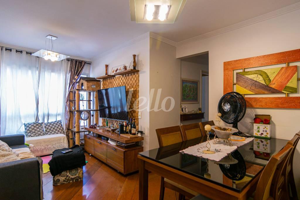 SALA de Apartamento à venda, Padrão com 62 m², 3 quartos e 1 vaga em Vila Anglo Brasileira - São Paulo