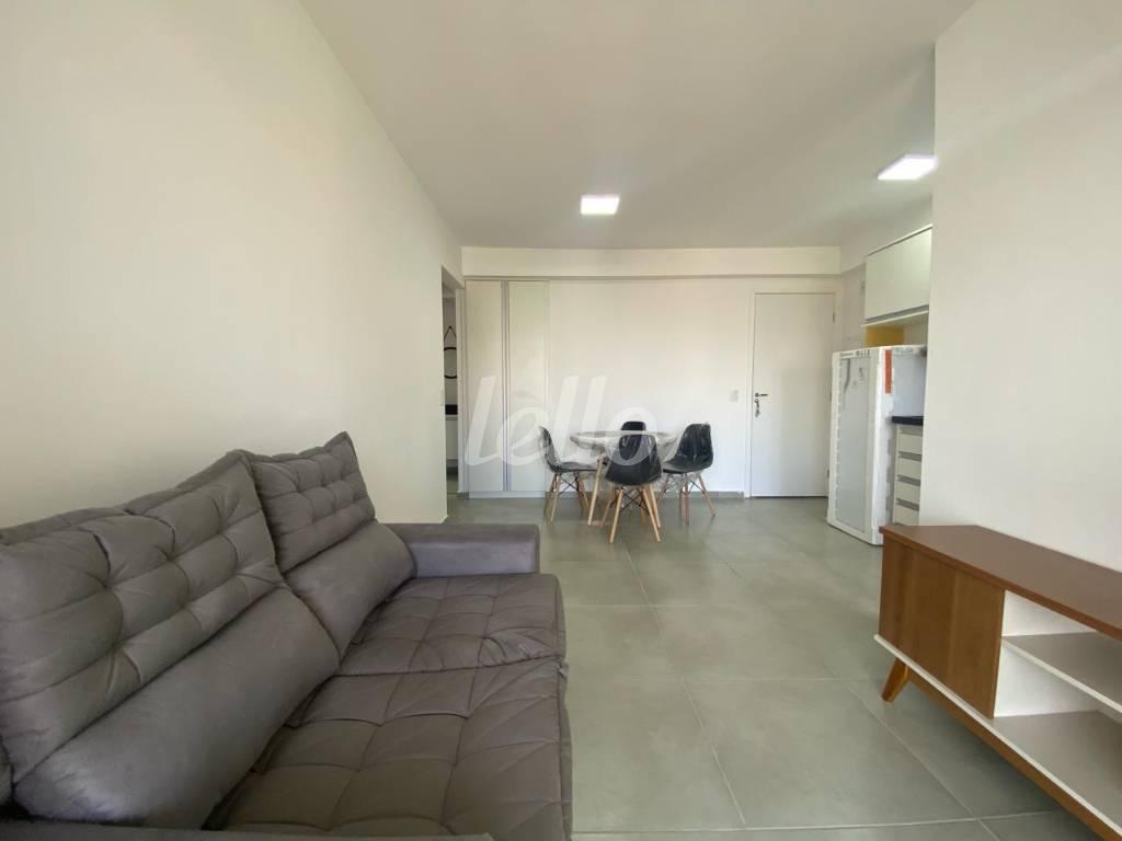 SALA de Apartamento à venda, Padrão com 53 m², 2 quartos e 1 vaga em Vila São Pedro - Santo André
