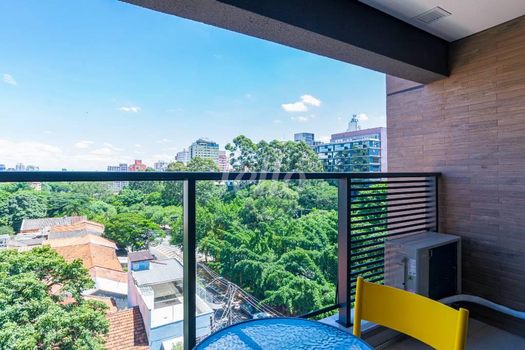 VARANDA de Apartamento à venda, Studio com 28 m², 1 quarto e em Pinheiros - São Paulo