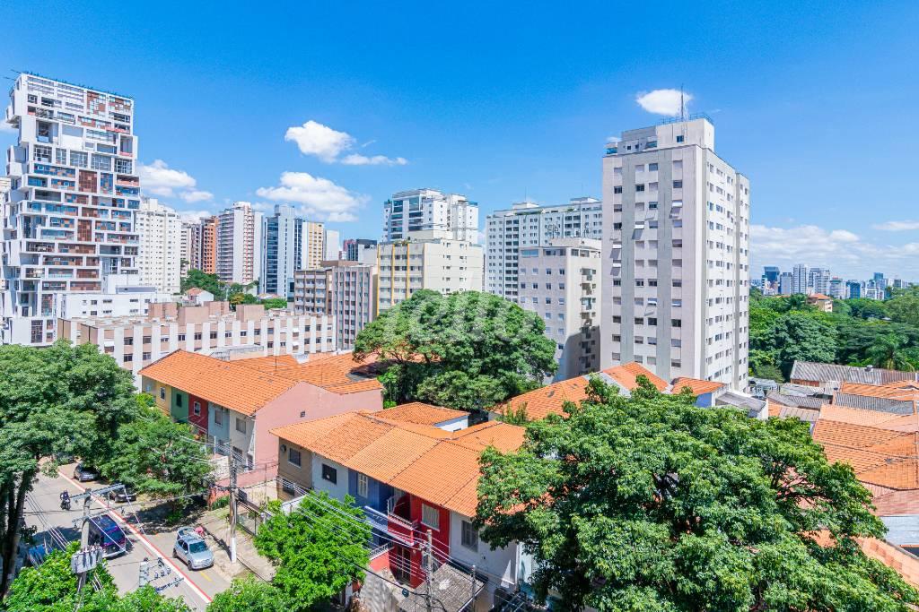 VISTA de Apartamento à venda, Studio com 28 m², 1 quarto e em Pinheiros - São Paulo