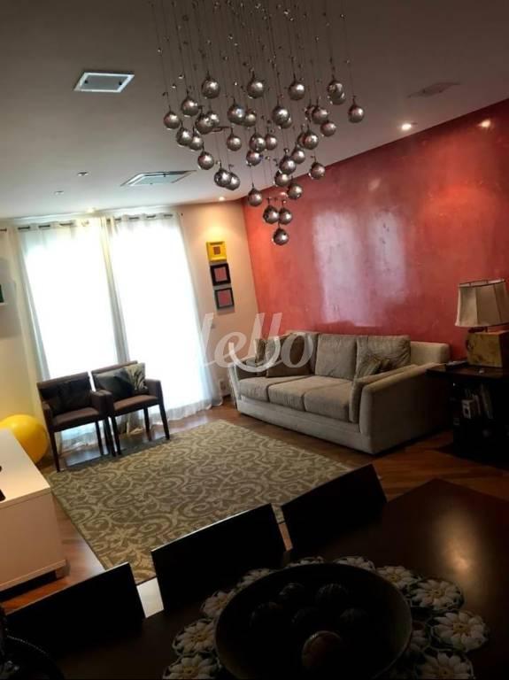 SALA de Apartamento à venda, Padrão com 100 m², 2 quartos e 2 vagas em Campestre - Santo André