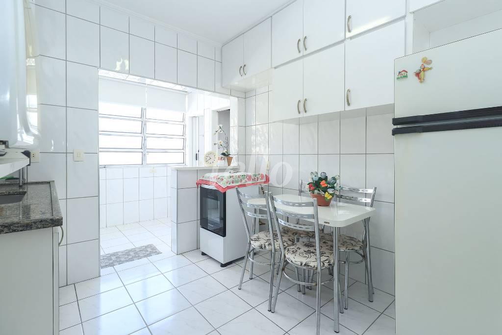 COZINHA de Apartamento para alugar, Padrão com 97 m², 2 quartos e 1 vaga em Paraíso - São Paulo