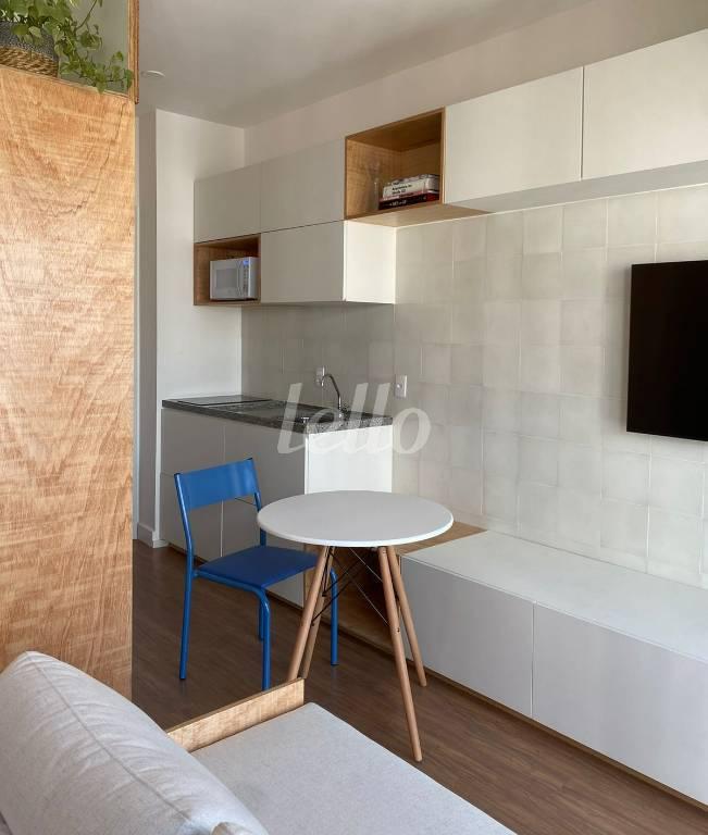 COZINHA de Apartamento para alugar, Padrão com 24 m², e em Campo Belo - São Paulo