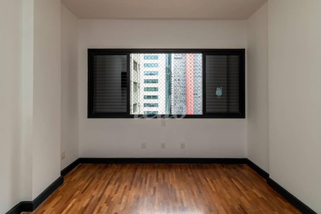 DORMITÓRIO 1 de Apartamento à venda, Padrão com 110 m², 3 quartos e 1 vaga em Cerqueira César - São Paulo