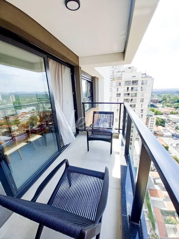 VARANDA 1 de Apartamento para alugar, Padrão com 74 m², 2 quartos e 1 vaga em Pinheiros - São Paulo