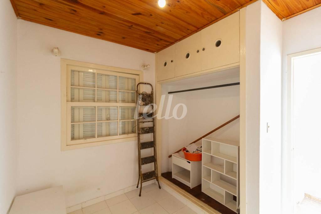 EDICULA de Casa para alugar, sobrado com 283 m², e 3 vagas em Vila Mariana - São Paulo