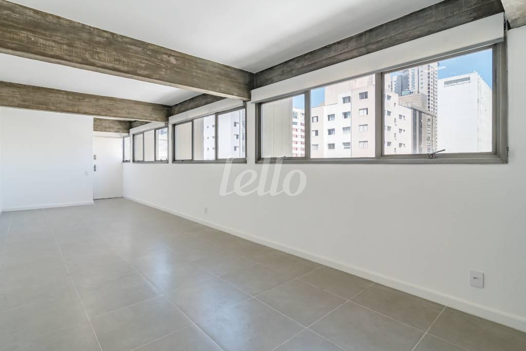 SALA de Apartamento para alugar, Padrão com 121 m², 4 quartos e 1 vaga em Itaim Bibi - São Paulo