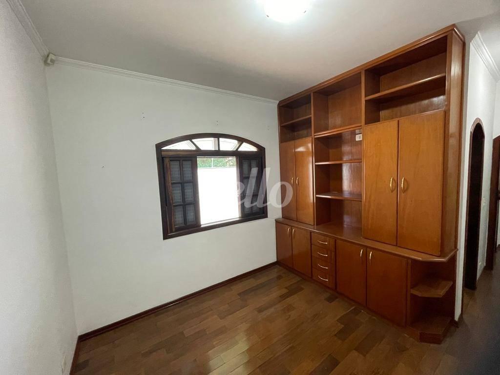 F de Casa à venda, térrea com 300 m², 3 quartos e 7 vagas em Tucuruvi - São Paulo