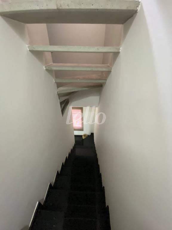 F de Casa à venda, em condomínio - sobrado com 110 m², 3 quartos e 2 vagas em Chora Menino - São Paulo