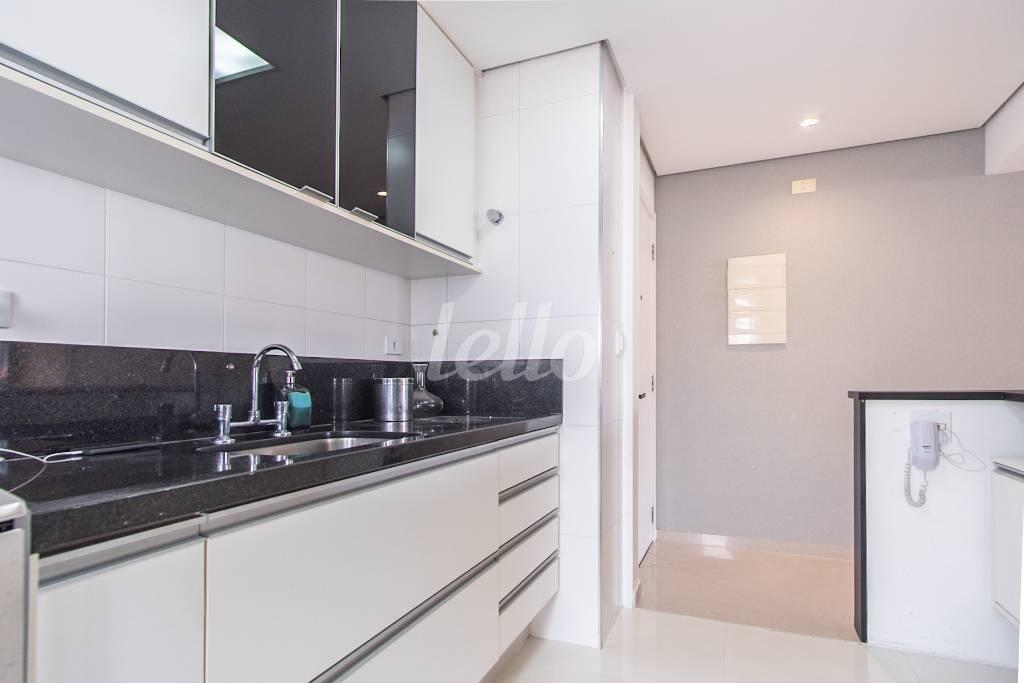 02COZINHA_005 de Apartamento para alugar, Padrão com 76 m², 3 quartos e 2 vagas em Vila Regente Feijó - São Paulo