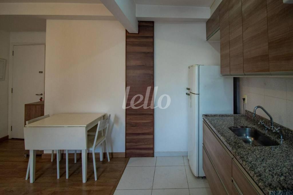 COZINHA de Apartamento para alugar, Padrão com 29 m², 1 quarto e 1 vaga em Vila Olímpia - São Paulo