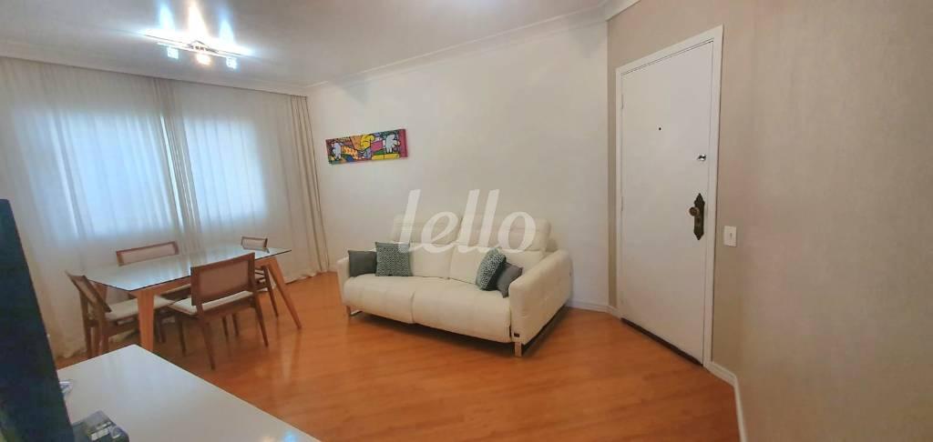 SALA de Apartamento à venda, Padrão com 68 m², 2 quartos e 1 vaga em Vila Invernada - São Paulo