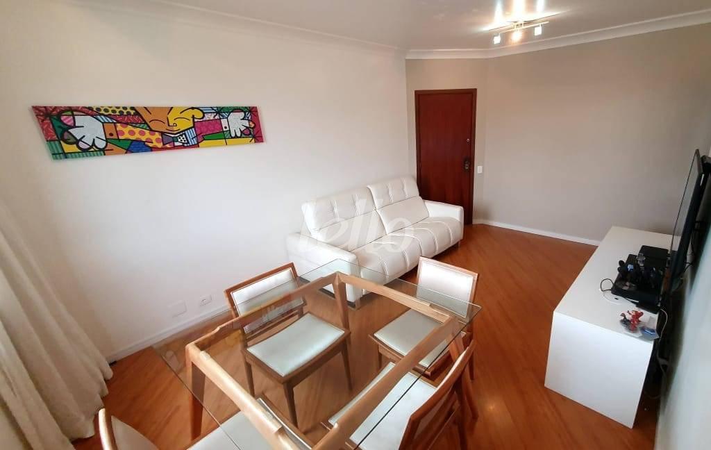 SALA de Apartamento à venda, Padrão com 68 m², 2 quartos e 1 vaga em Vila Invernada - São Paulo