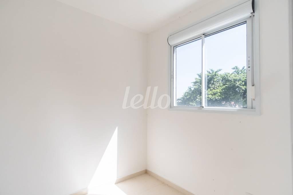 DORMITORIO de Apartamento para alugar, Padrão com 34 m², 2 quartos e em Vila Rosália - Guarulhos