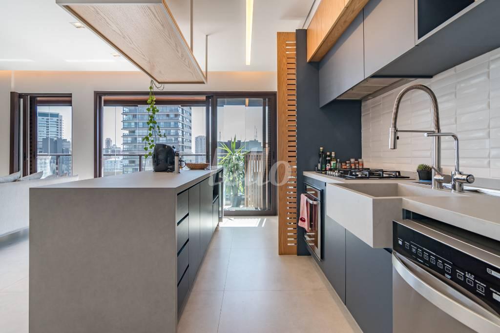 COZINHA de Apartamento para alugar, Padrão com 72 m², 1 quarto e 1 vaga em Vila Madalena - São Paulo