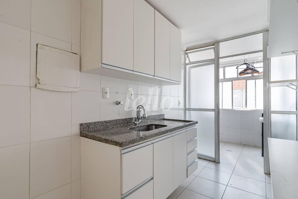 COZINHA de Apartamento para alugar, Padrão com 98 m², 3 quartos e 1 vaga em Itaim Bibi - São Paulo