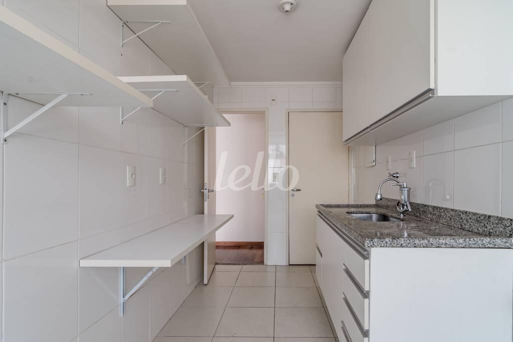 COZINHA de Apartamento para alugar, Padrão com 98 m², 3 quartos e 1 vaga em Itaim Bibi - São Paulo