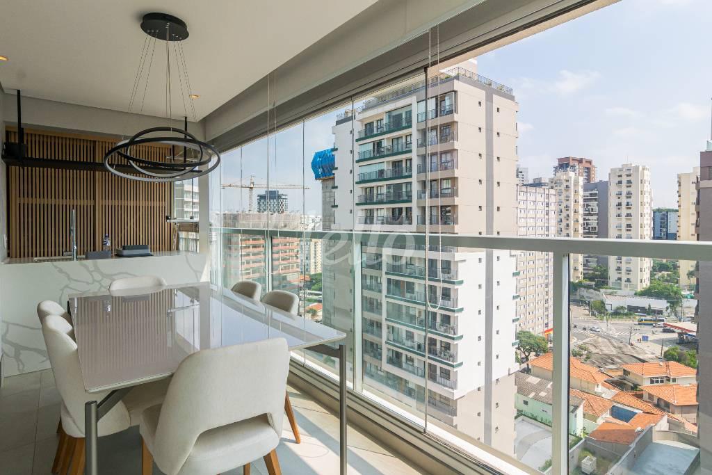 VARANDA de Apartamento à venda, Padrão com 68 m², 2 quartos e 1 vaga em Sumaré - São Paulo