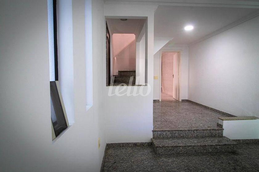 SALA 2 AMBIENTES de Casa para alugar, sobrado com 130 m², 2 quartos e 2 vagas em Parque Vitória - São Paulo