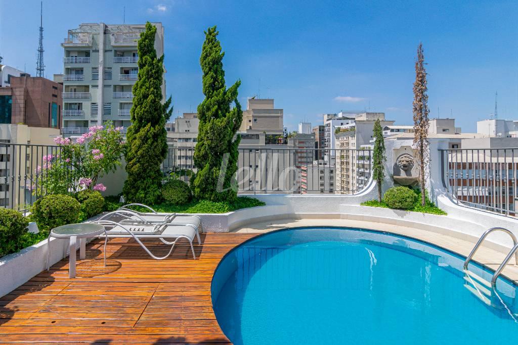 PISCINA de Apartamento à venda, Triplex com 221 m², 1 quarto e 2 vagas em Jardim Paulista - São Paulo