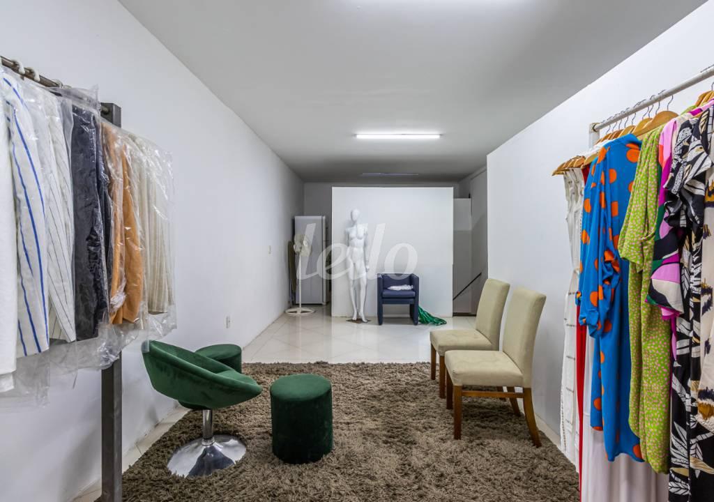 LOJA de Loja para alugar, Padrão com 100 m², e 1 vaga em Vila Paulicéia - São Paulo