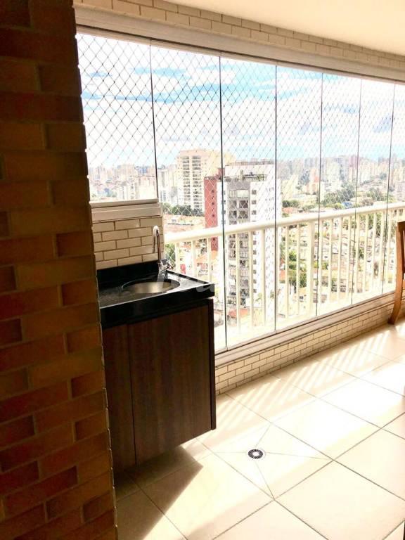 VARANDA GOURMET de Apartamento à venda, Padrão com 111 m², 3 quartos e 2 vagas em Vila Gumercindo - São Paulo